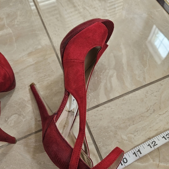 Nine West Red Heels Size 5.5 - Picture 12 of 13
